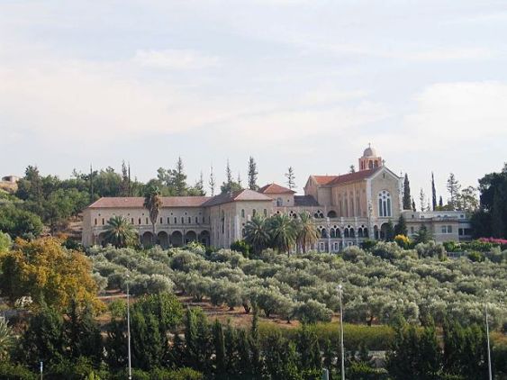 Монастырь молчальников в Латруне